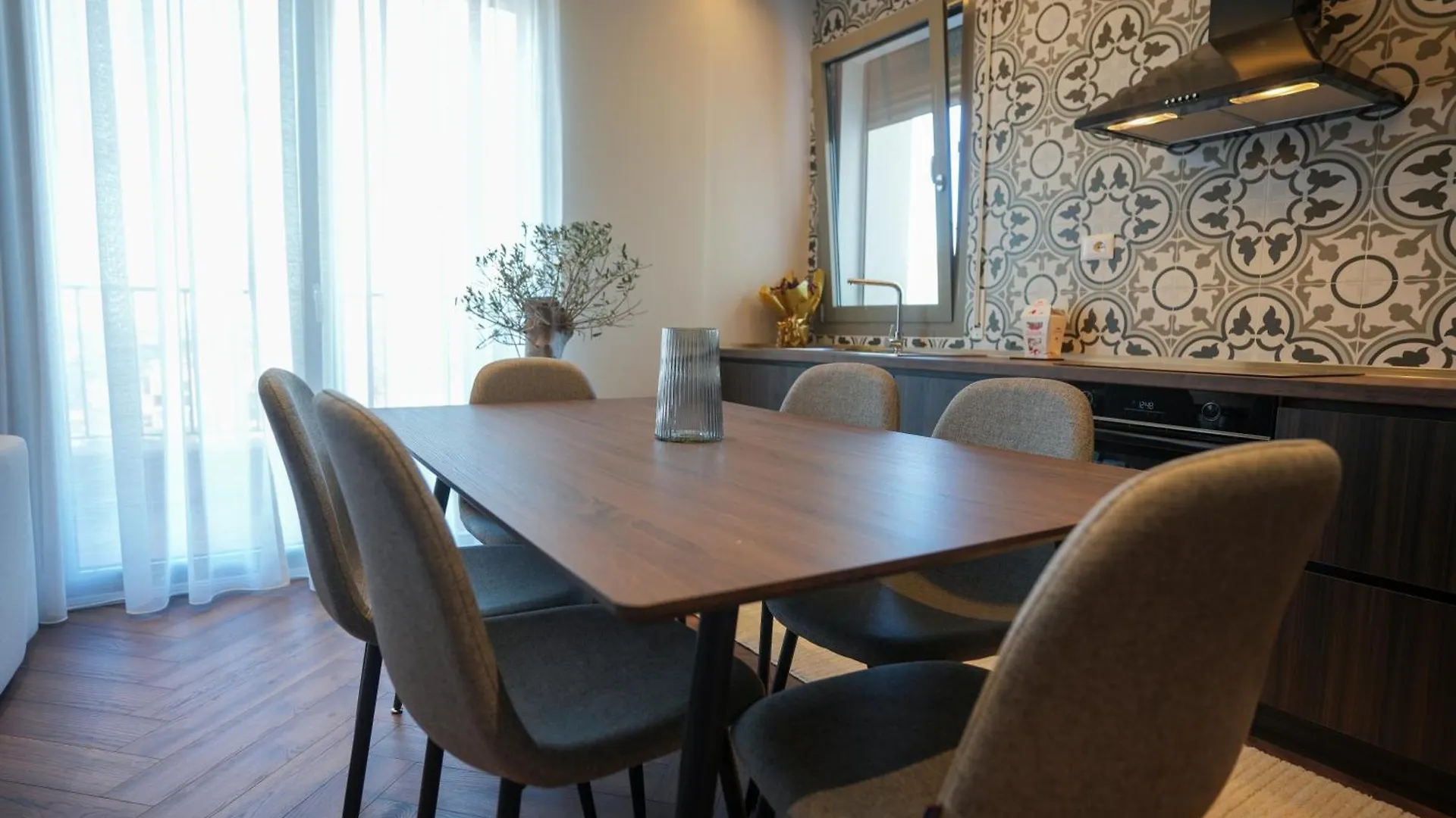 Ak Apartments 地拉那